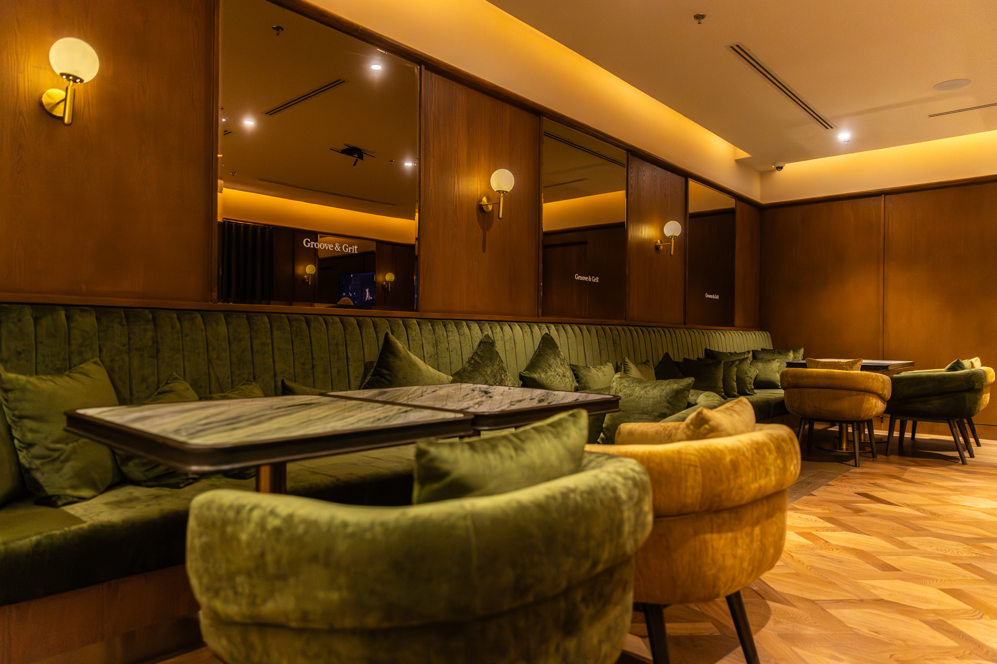 Lounge Main Image